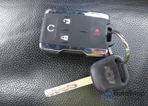 2015 Chevrolet Silverado 1500 2Lt from USA, damaged, VIN 3GCUKREC1FG143272